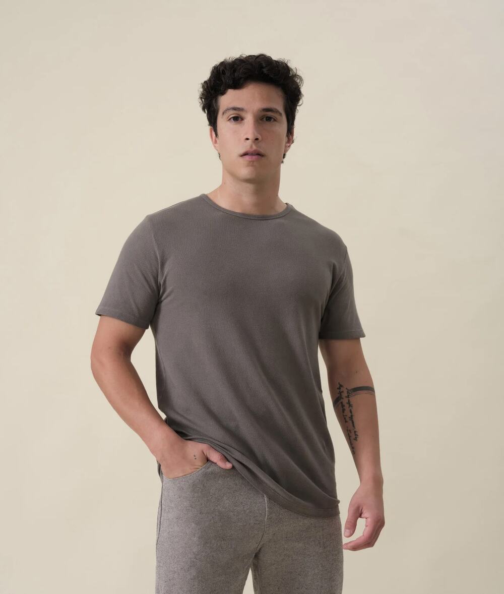Industry of all Nations Pique Crewneck T-shirt Iron 4 Gray Medium M